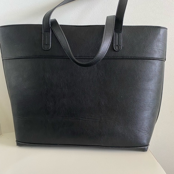 Viv & Lou Tote Purse - Picture 4 of 11